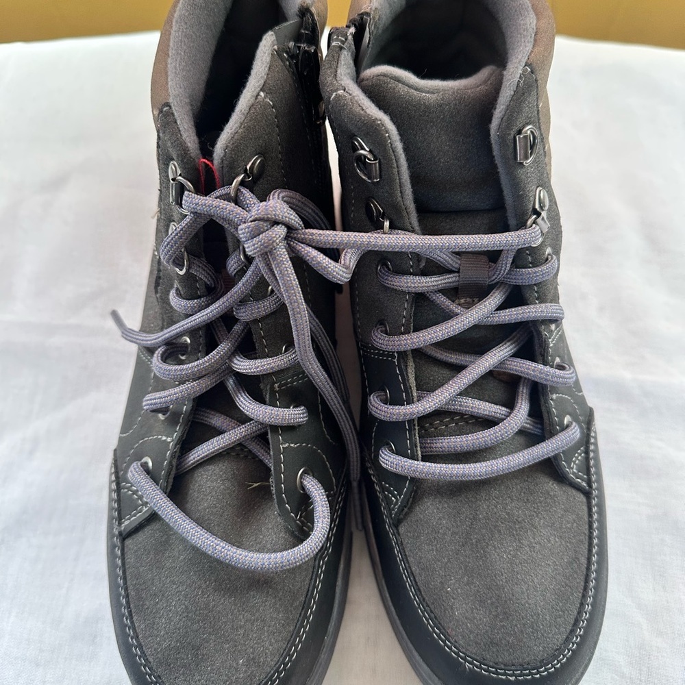 Art Class Gray Men's Boat Shoes size 6 #10